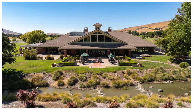 Coyote Creek clubhouse